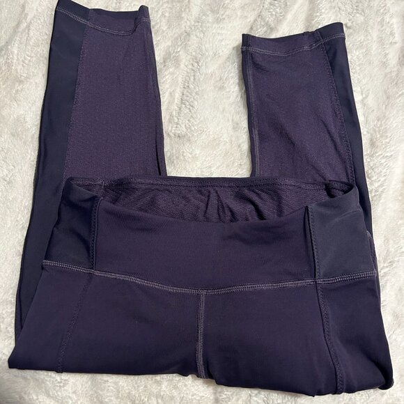 Lululemon Anew Crop 21" Black Grape size 4 - Picture 2 of 3
